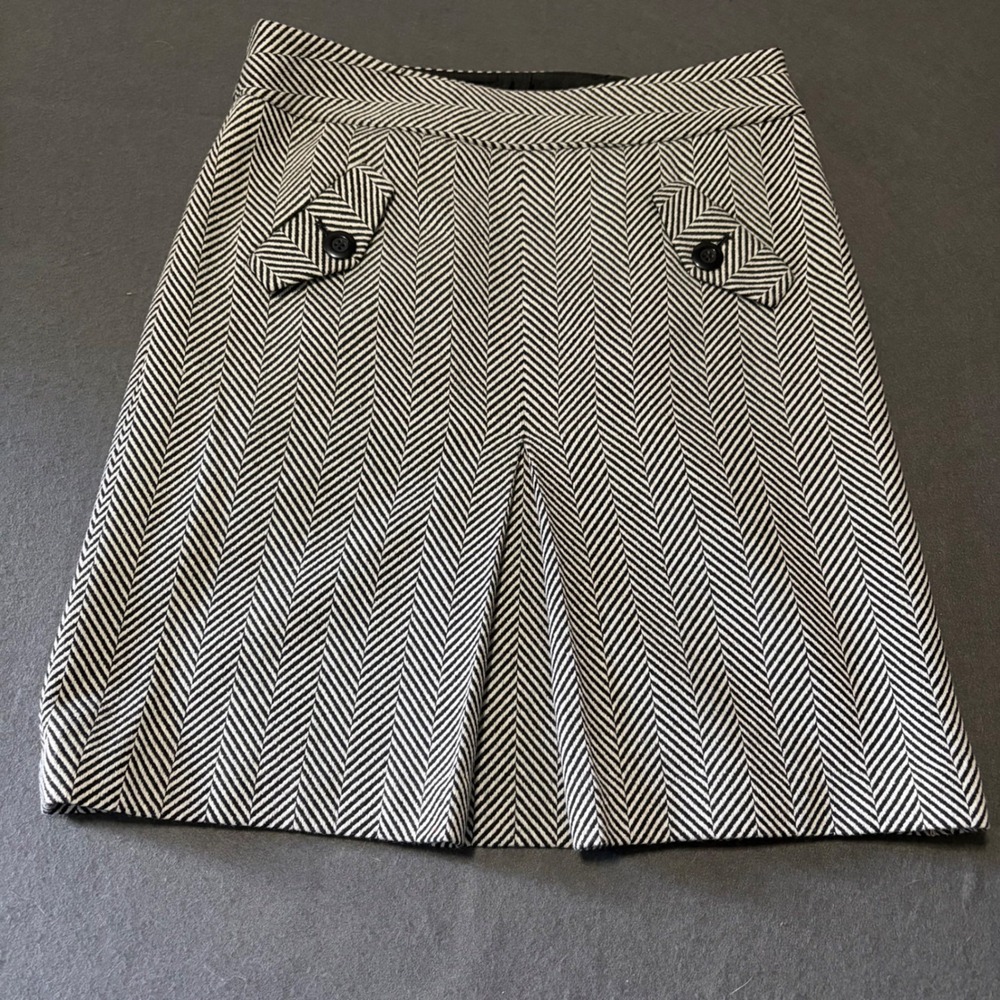 Banana Republic Herringbone Mini Skirt Womens 10 Black White Fall Goth 90s Core